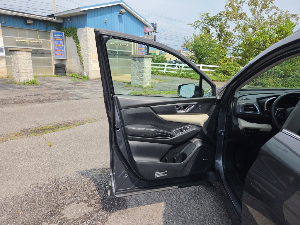 Used 2021 Subaru Ascent Limited w/ Technology Package AWD/4WD image 19