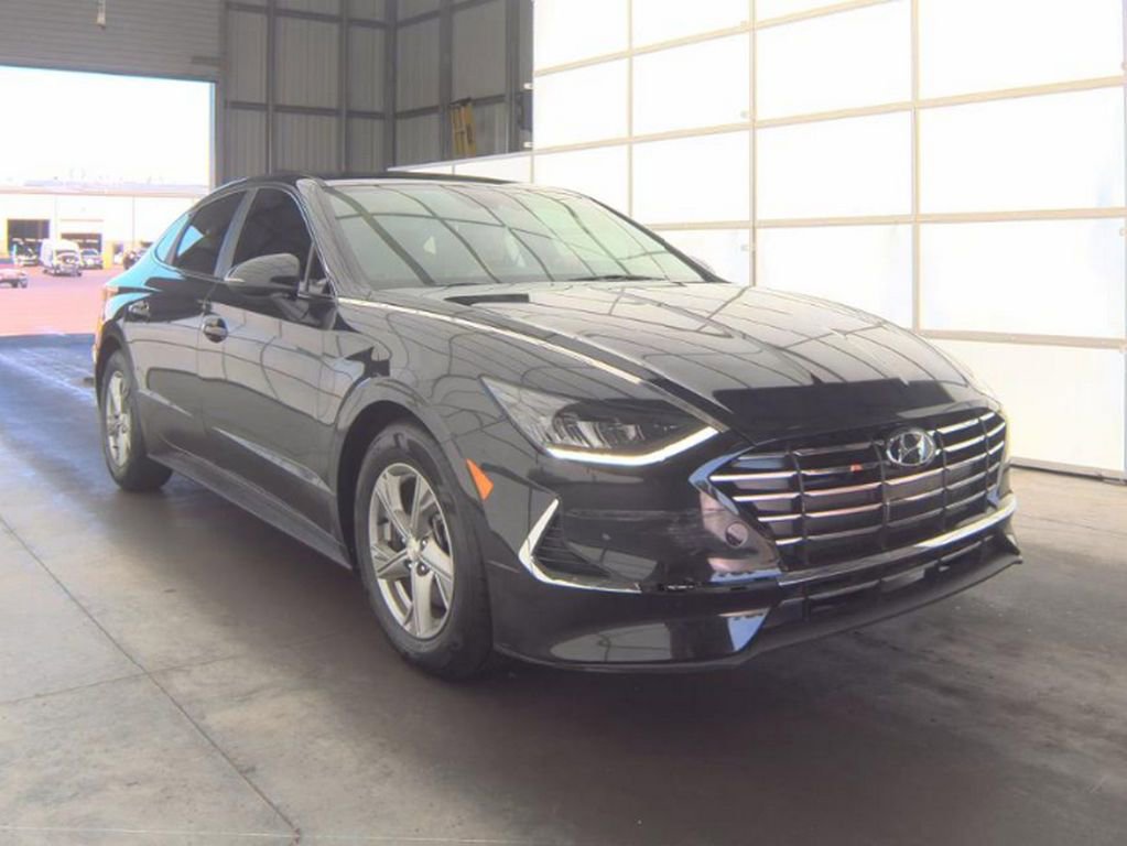 Used 2023 Hyundai Sonata SE FWD image 4