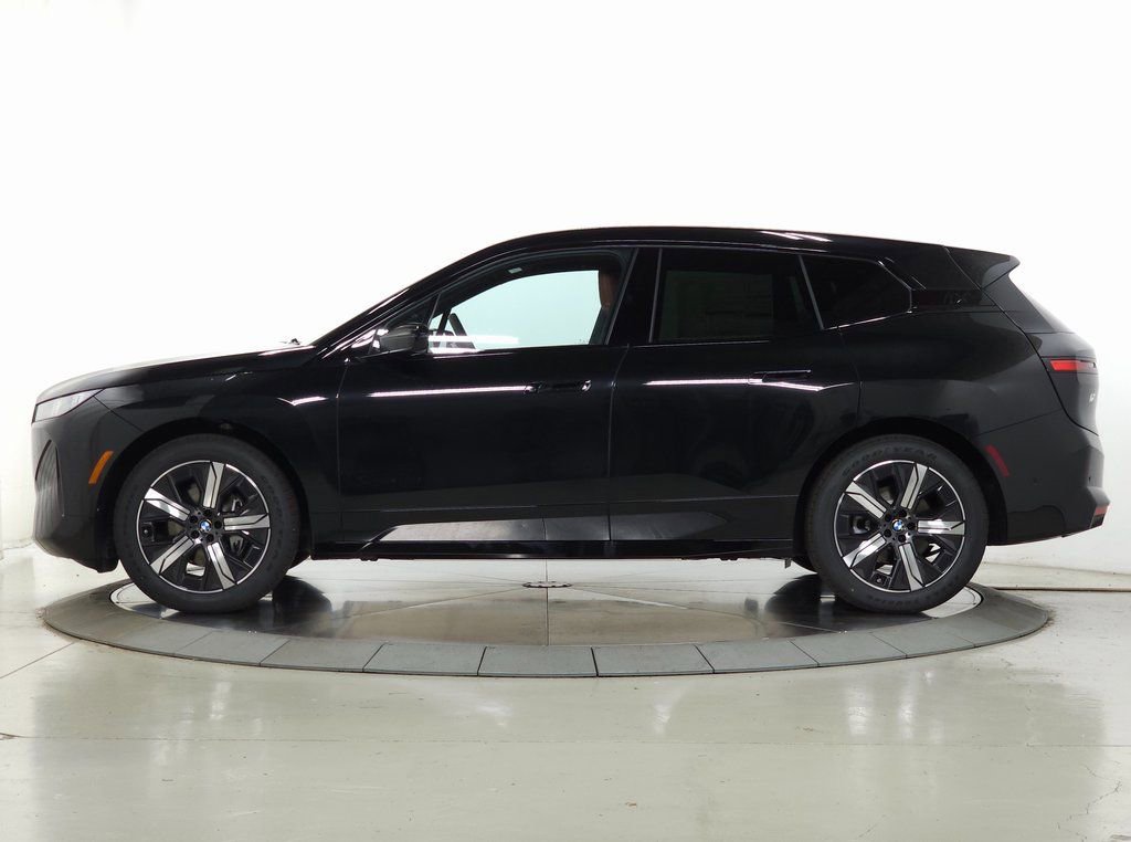 Used 2026 BMW iX xDrive45 image 5