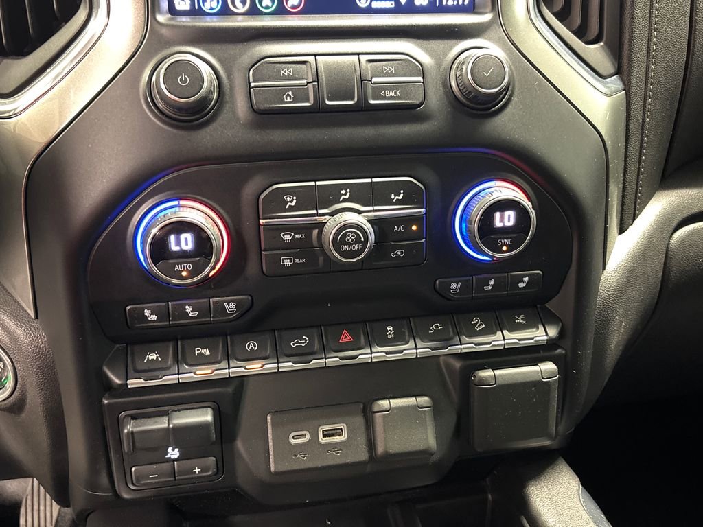 Used 2021 Chevrolet Silverado 1500 LTZ w/ Technology Package AWD/4WD image 41