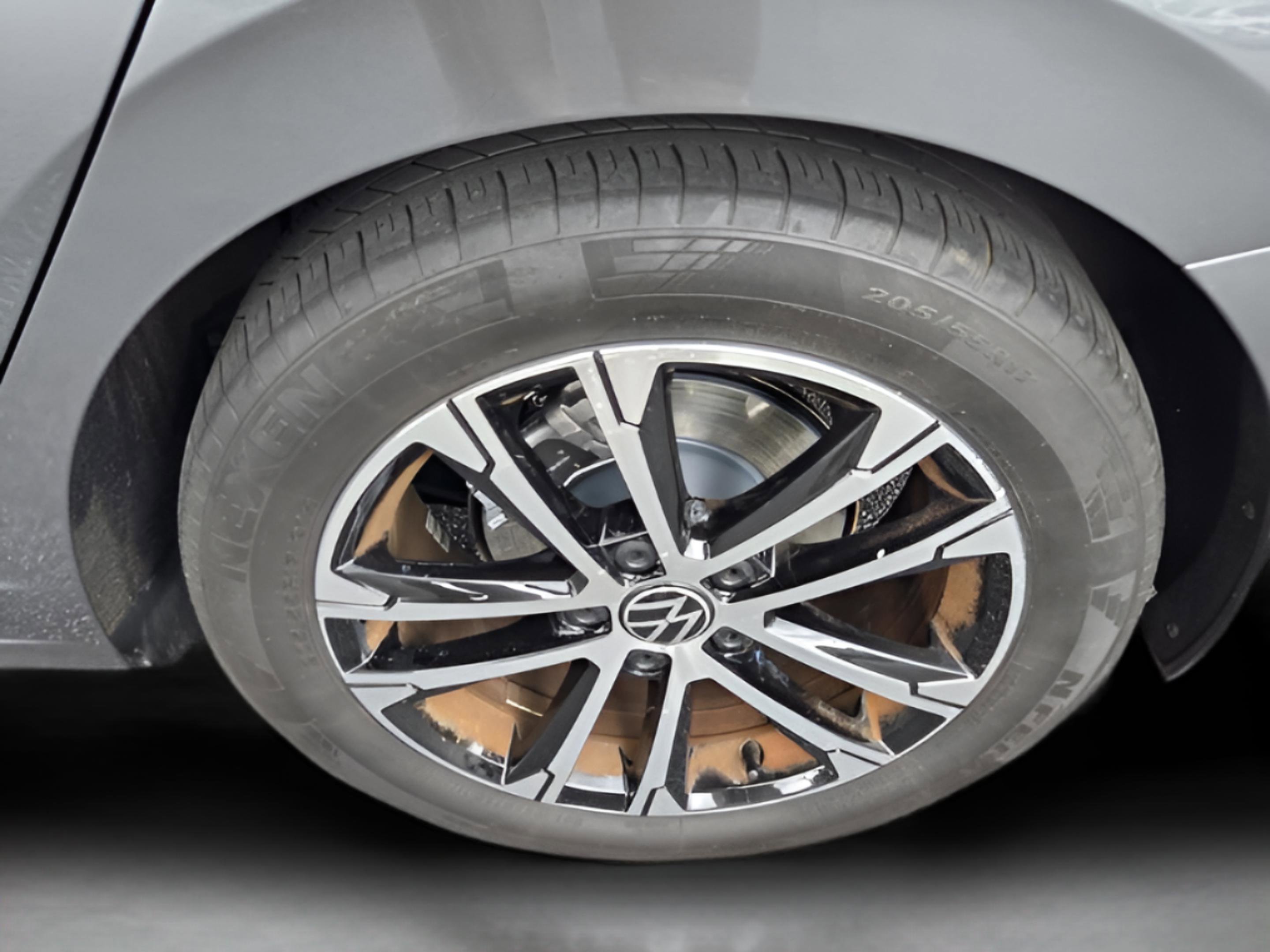 Used 2023 Volkswagen Jetta Sport FWD image 30