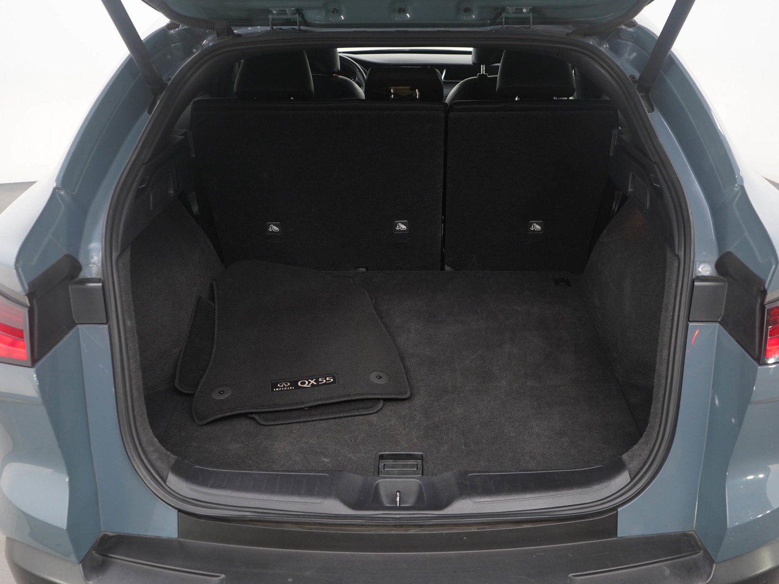 Used 2024 INFINITI QX55 Luxe image 17