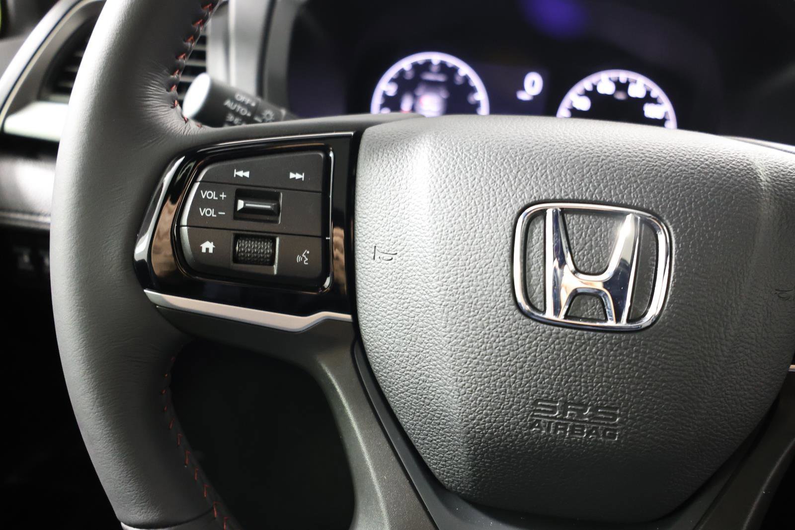 Used 2026 Honda Odyssey Sport-L image 19