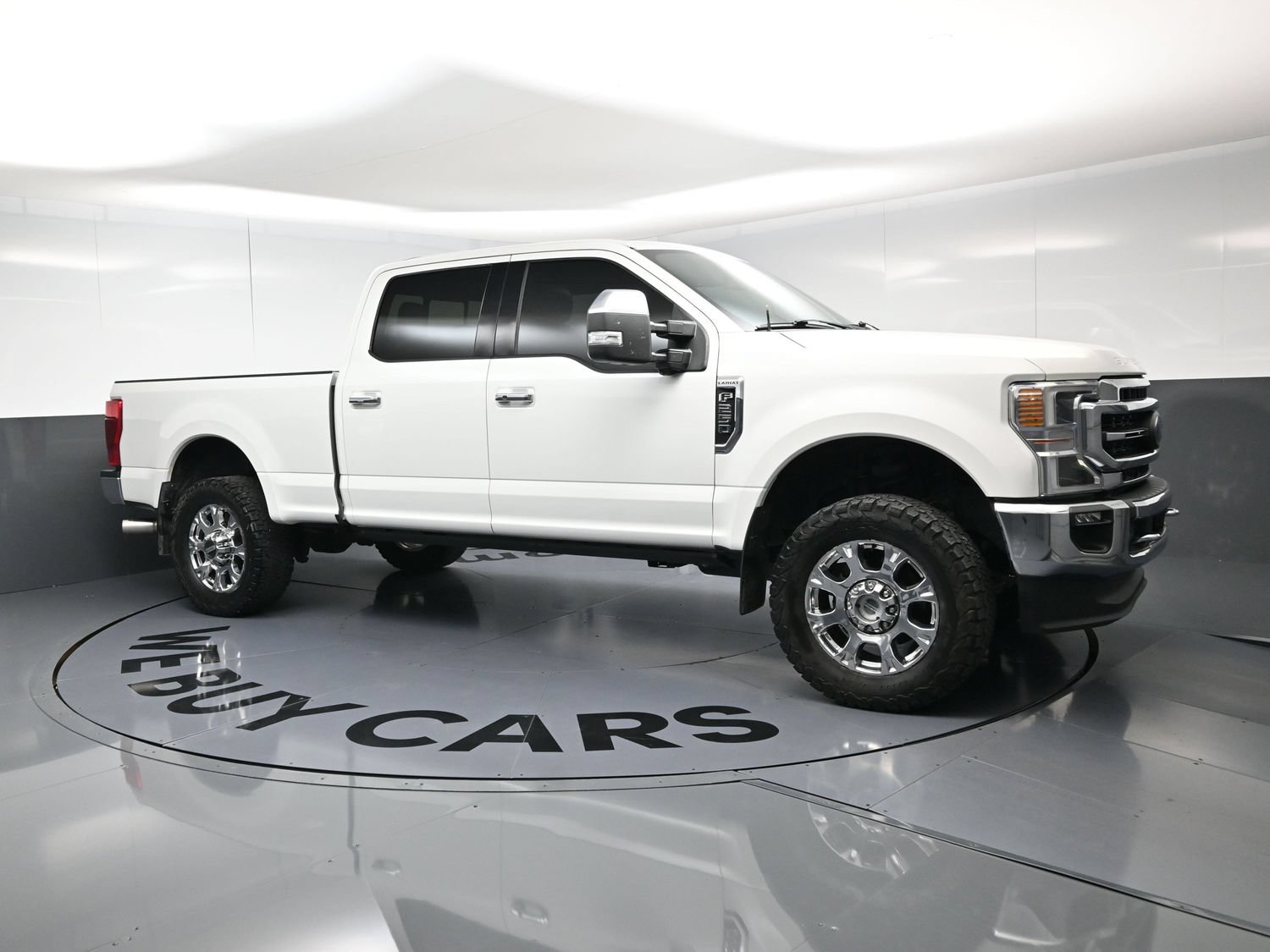 Used 2020 Ford F250 Lariat w/ Lariat Ultimate Package AWD/4WD image 2