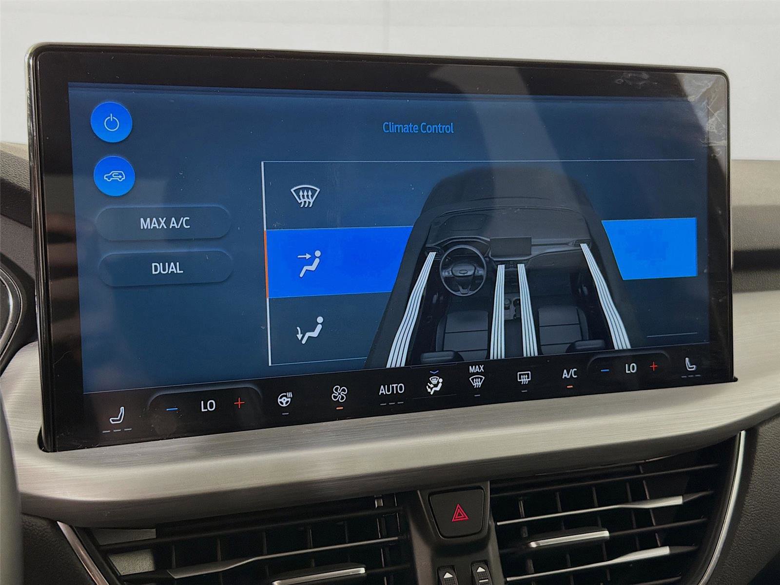 Used 2023 Ford Escape Platinum image 17