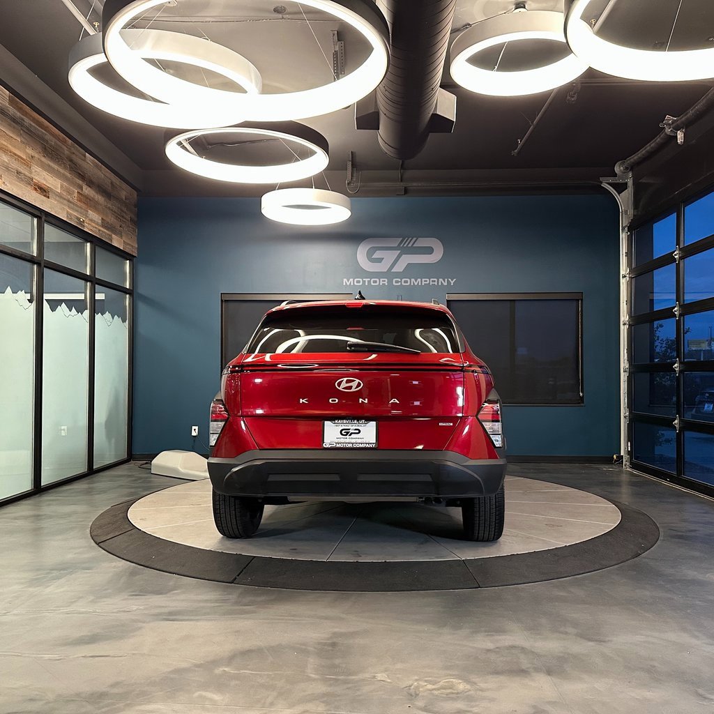 Used 2024 Hyundai Kona SEL image 4