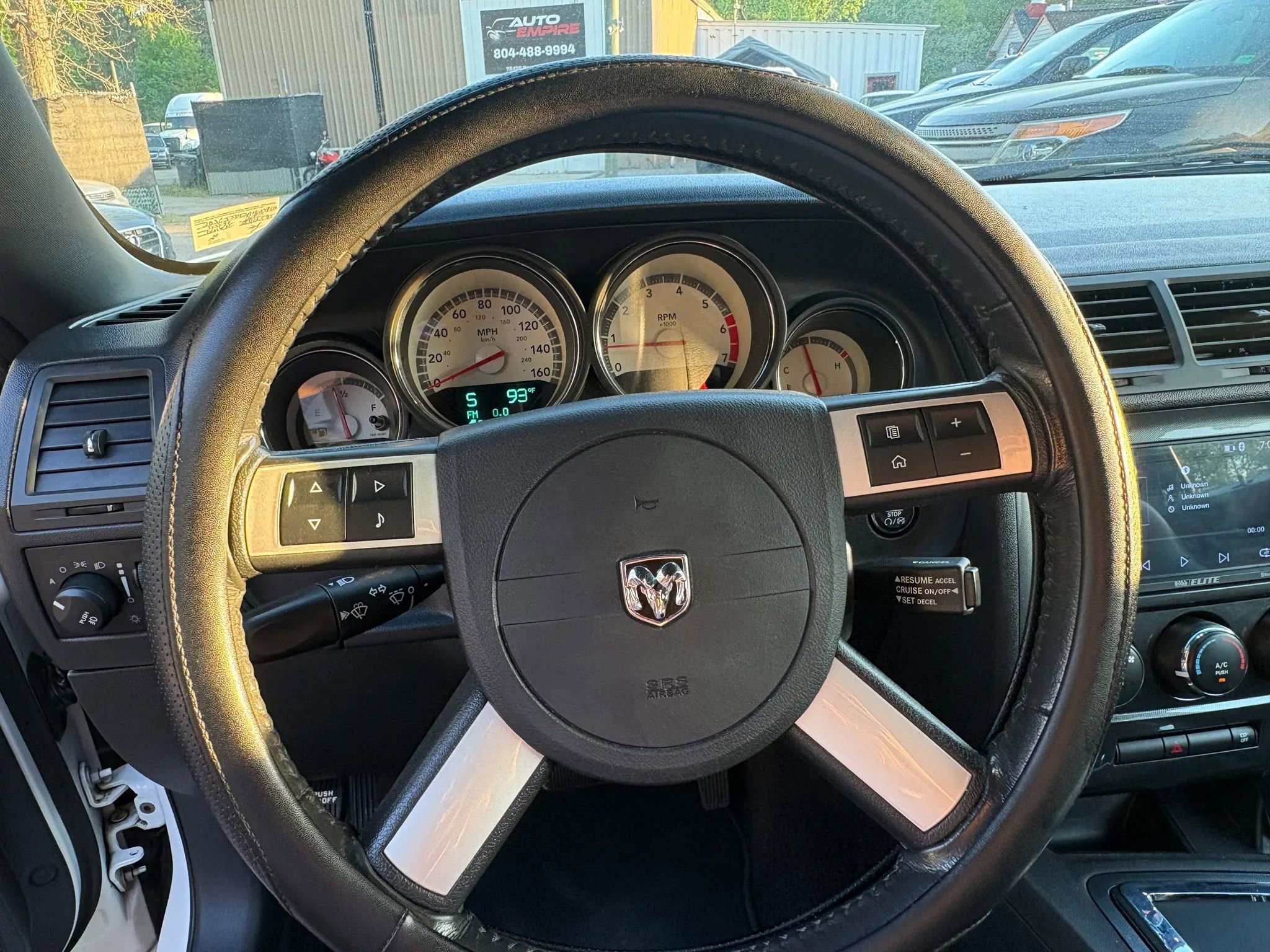 Used 2010 Dodge Challenger R/T RWD image 13