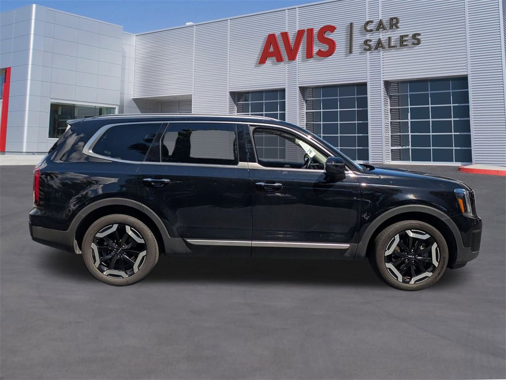 Used 2025 Kia Telluride S image 5