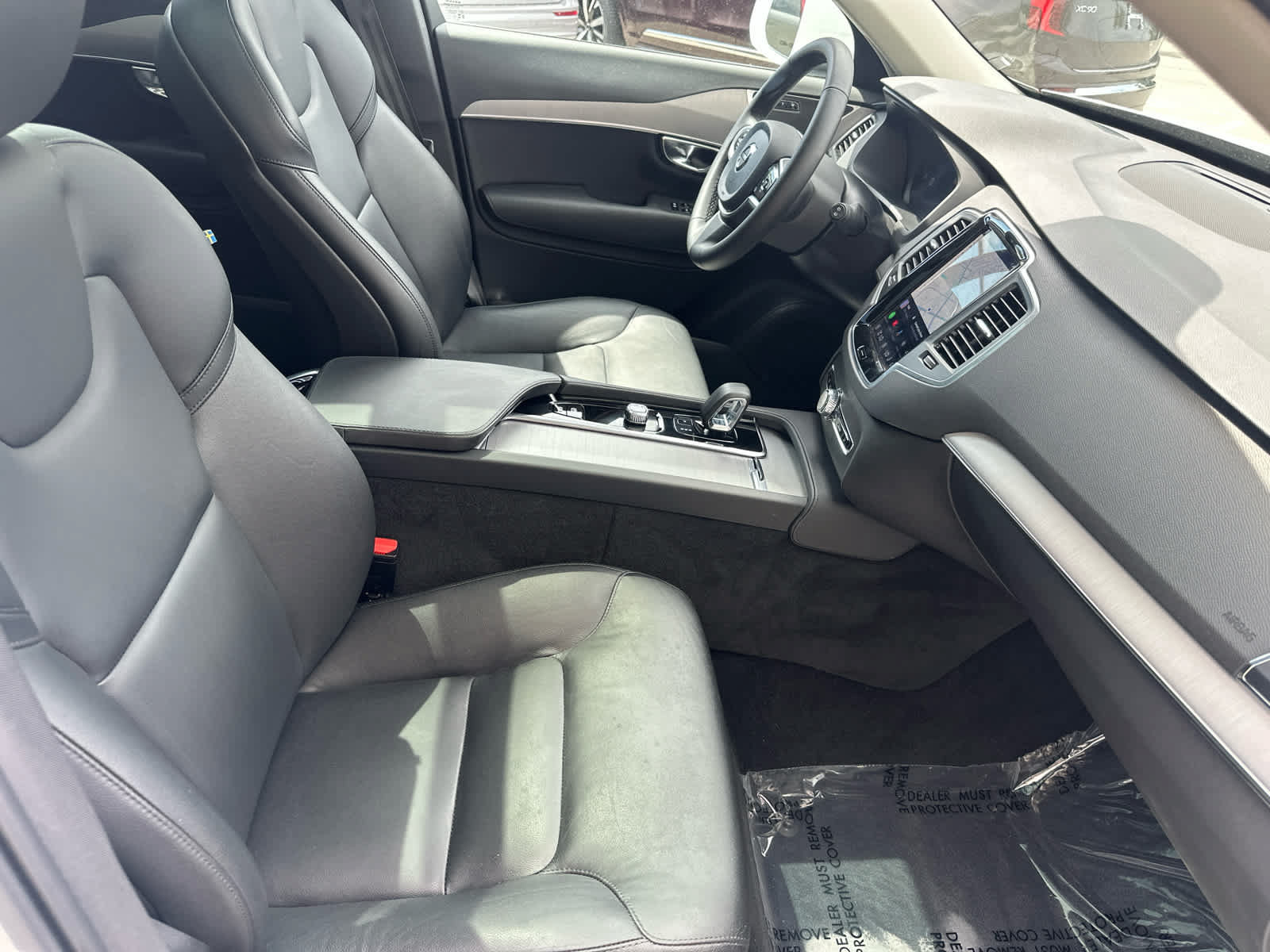 Used 2025 Volvo XC90 B5 Core w/ Protection Package Premier AWD/4WD image 44