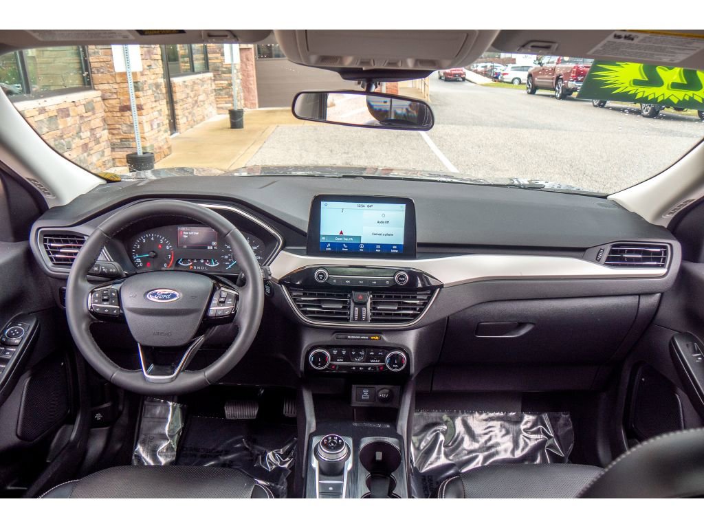 Used 2022 Ford Escape SEL image 12