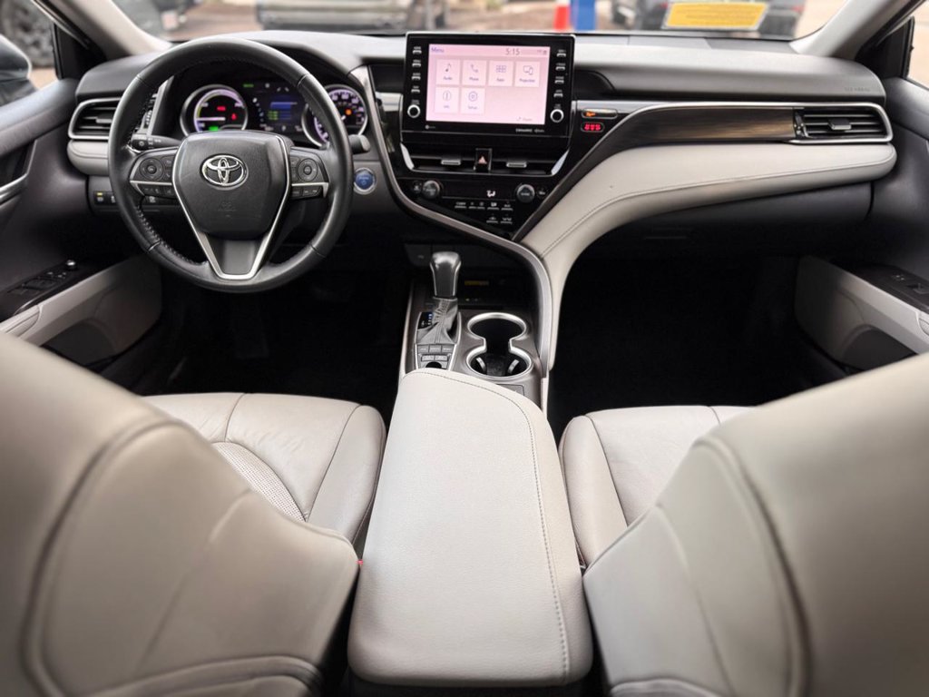 Used 2023 Toyota Camry XLE FWD image 27