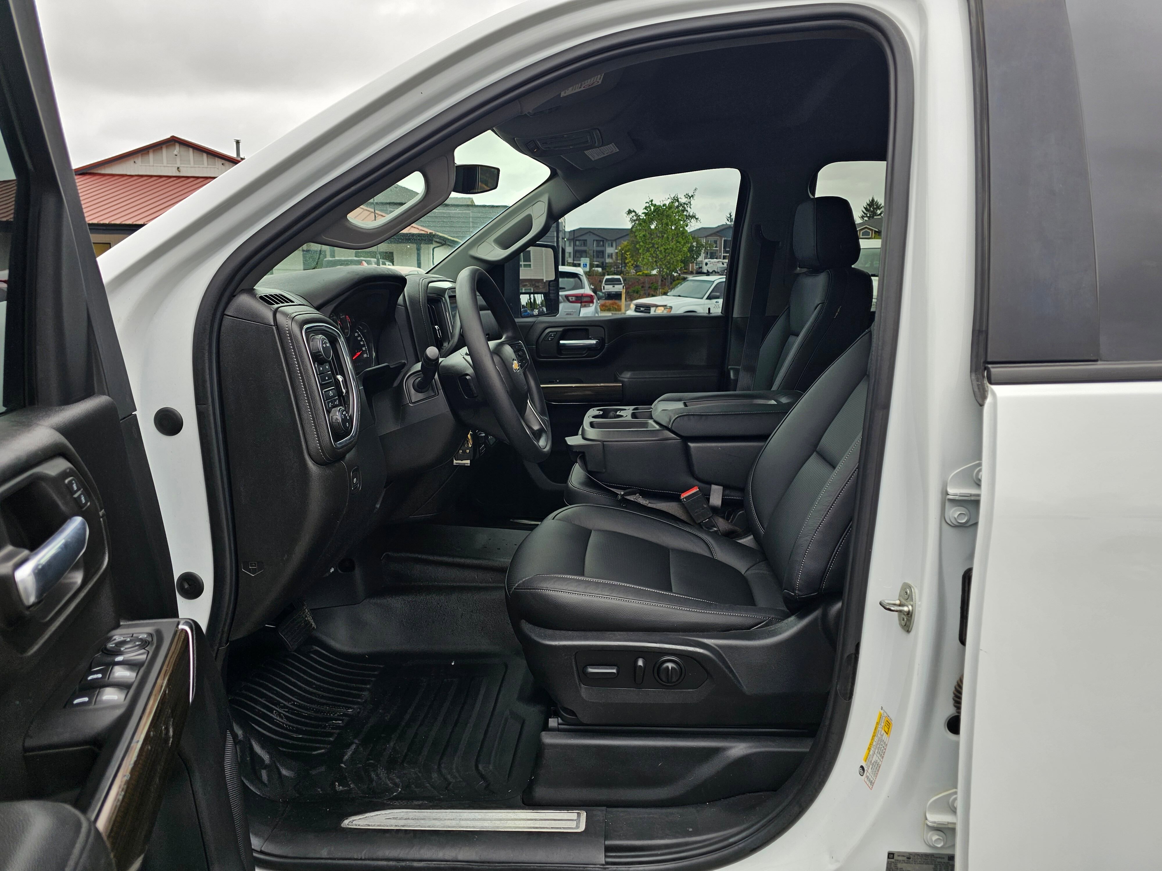 Used 2021 Chevrolet Silverado 3500 LT AWD/4WD image 26