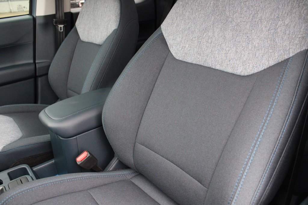 New 2026 Ford Maverick XLT w/ XLT Luxury Package FWD image 5