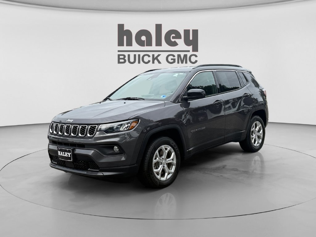 Used 2024 Jeep Compass Latitude