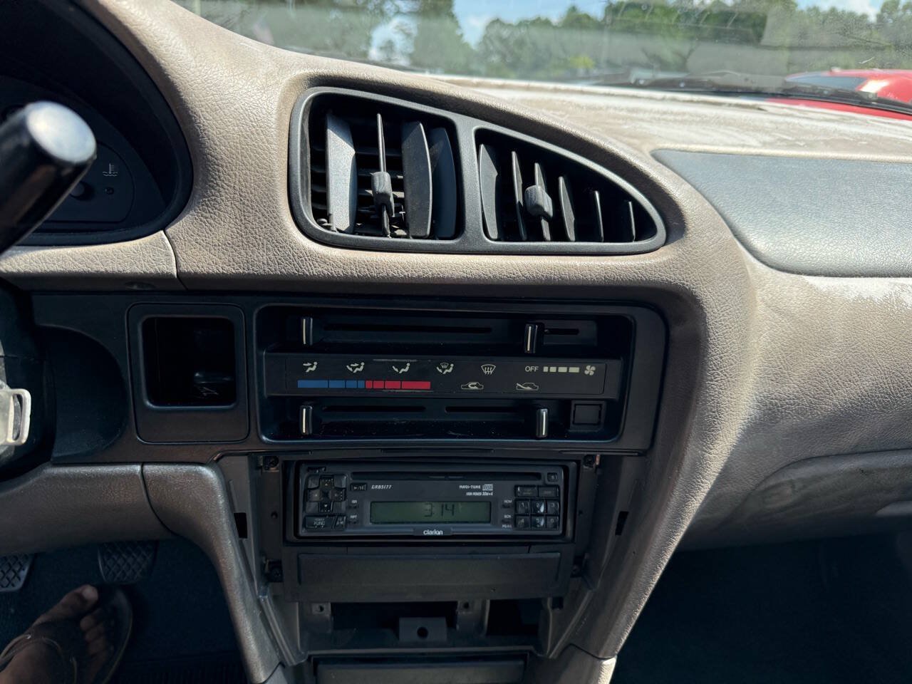 Used 1996 Geo Metro LSi FWD image 9