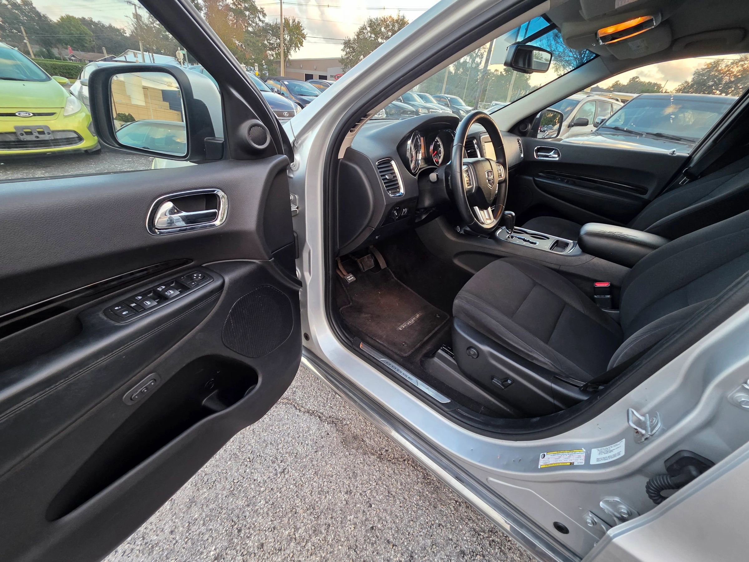 Used 2011 Dodge Durango Crew image 12