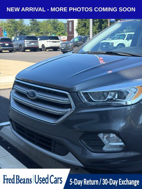 Used 2017 Ford Escape Titanium AWD/4WD image 7