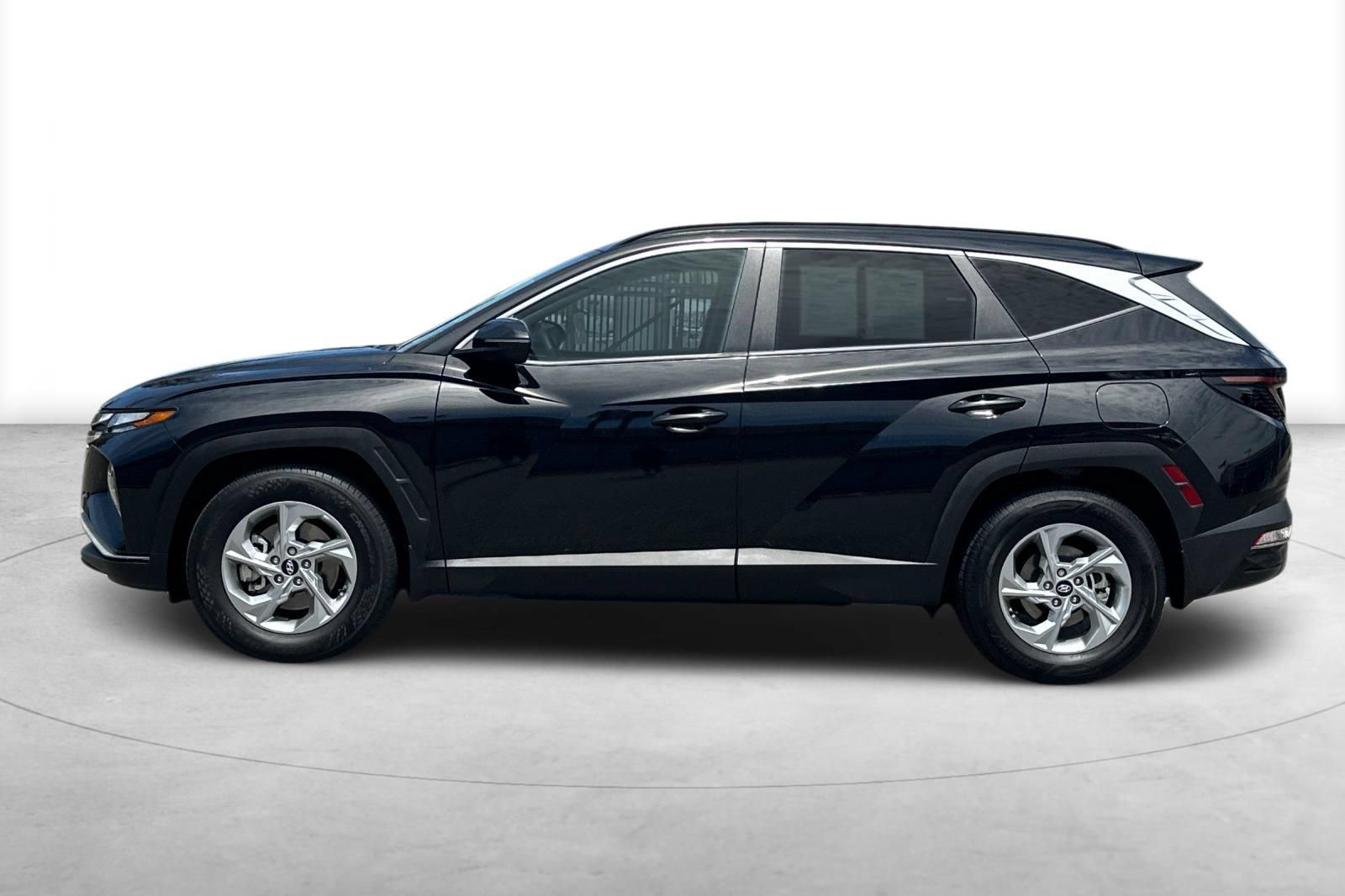 Certified 2023 Hyundai Tucson SEL FWD image 3