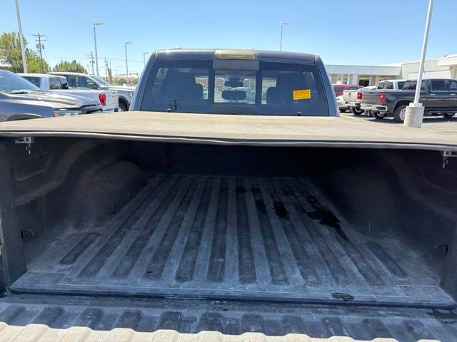 Used 2017 RAM 1500 Classic SLT w/ SLT Plus D←cor Group AWD/4WD image 7