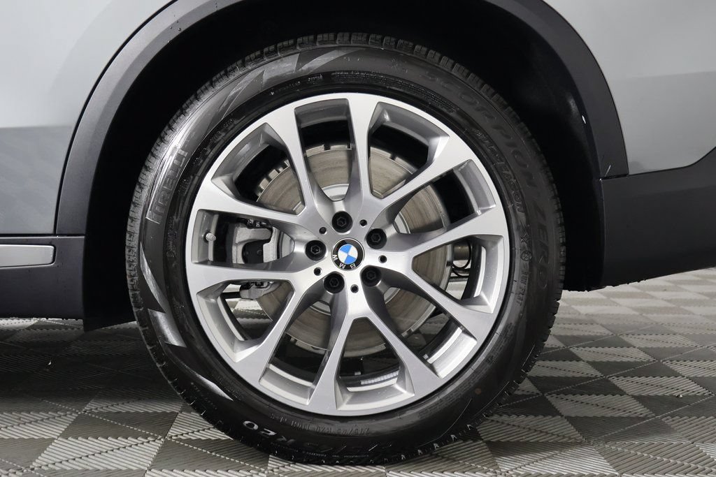 New 2026 BMW X5 xDrive50e w/ Climate Comfort Package AWD/4WD image 10