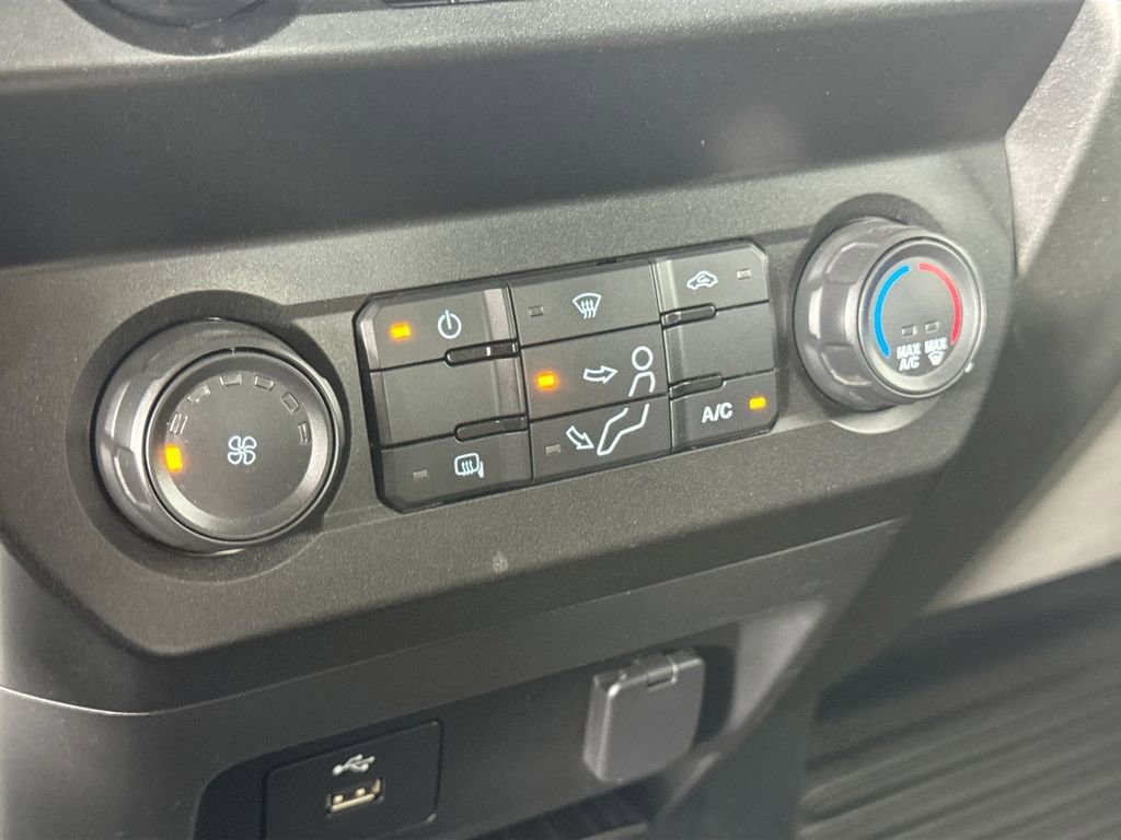 Used 2022 Ford F350 XL w/ Power Equipment Group AWD/4WD image 15