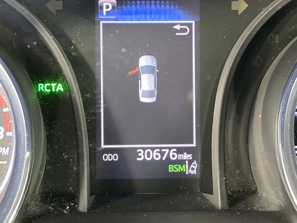 Used 2020 Toyota Camry LE w/ Convenience Package FWD image 20