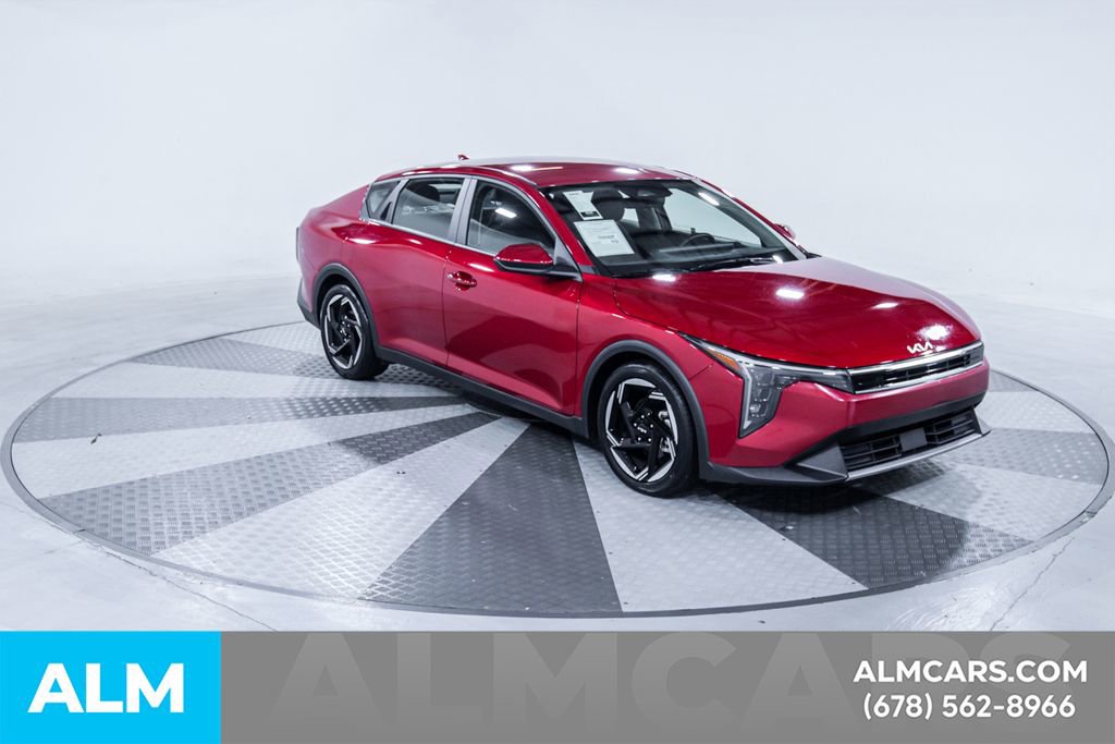 Used 2025 Kia K4 EX image 14
