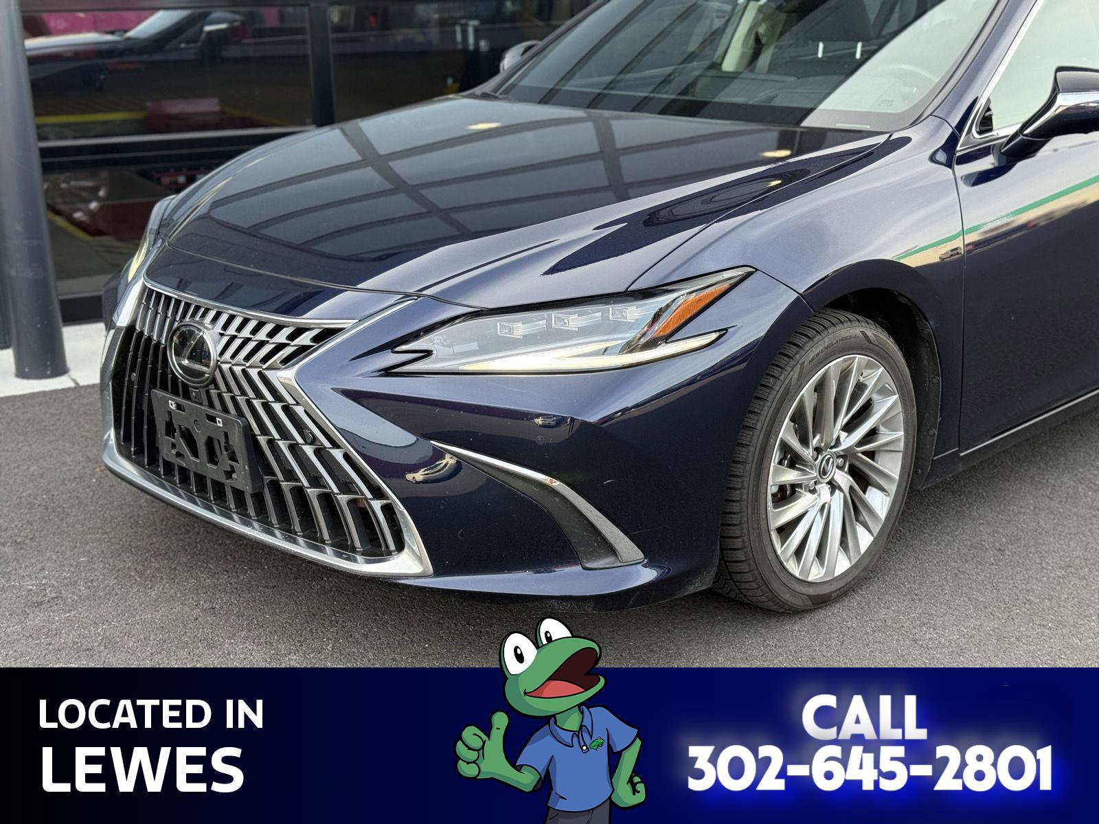 Used 2023 Lexus ES 350 Ultra Luxury image 8