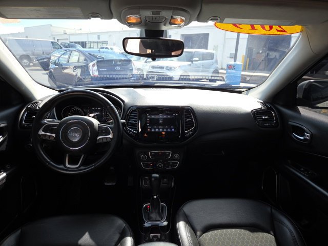 Used 2019 Jeep Compass Latitude FWD image 21