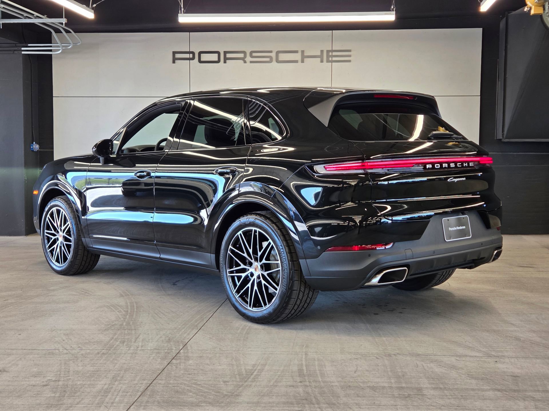 New 2026 Porsche Cayenne AWD/4WD image 3