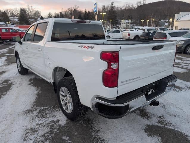 Used 2023 Chevrolet Silverado 1500 LT AWD/4WD image 7