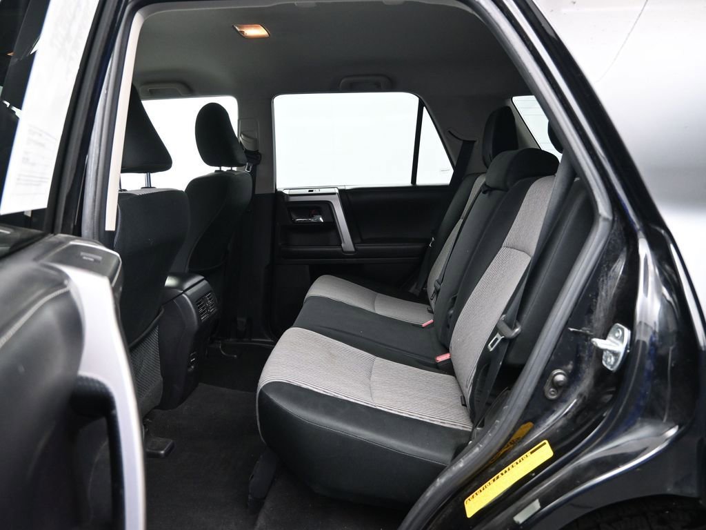 Used 2015 Toyota 4Runner SR5 image 24