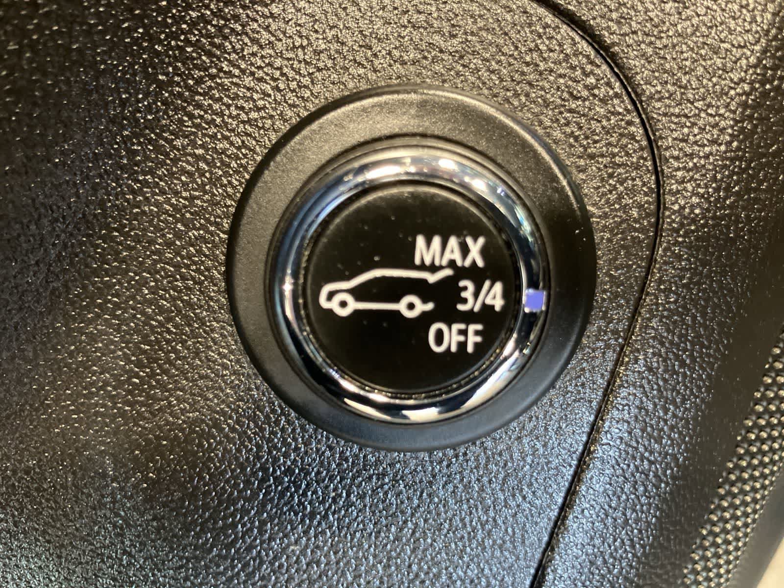 Used 2020 GMC Acadia SLE w/ Driver Convenience Package FWD image 12