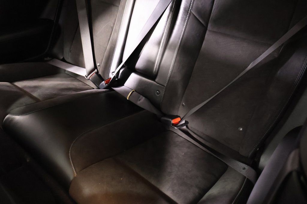 Used 2023 Dodge Challenger R/T w/ Plus Package image 12