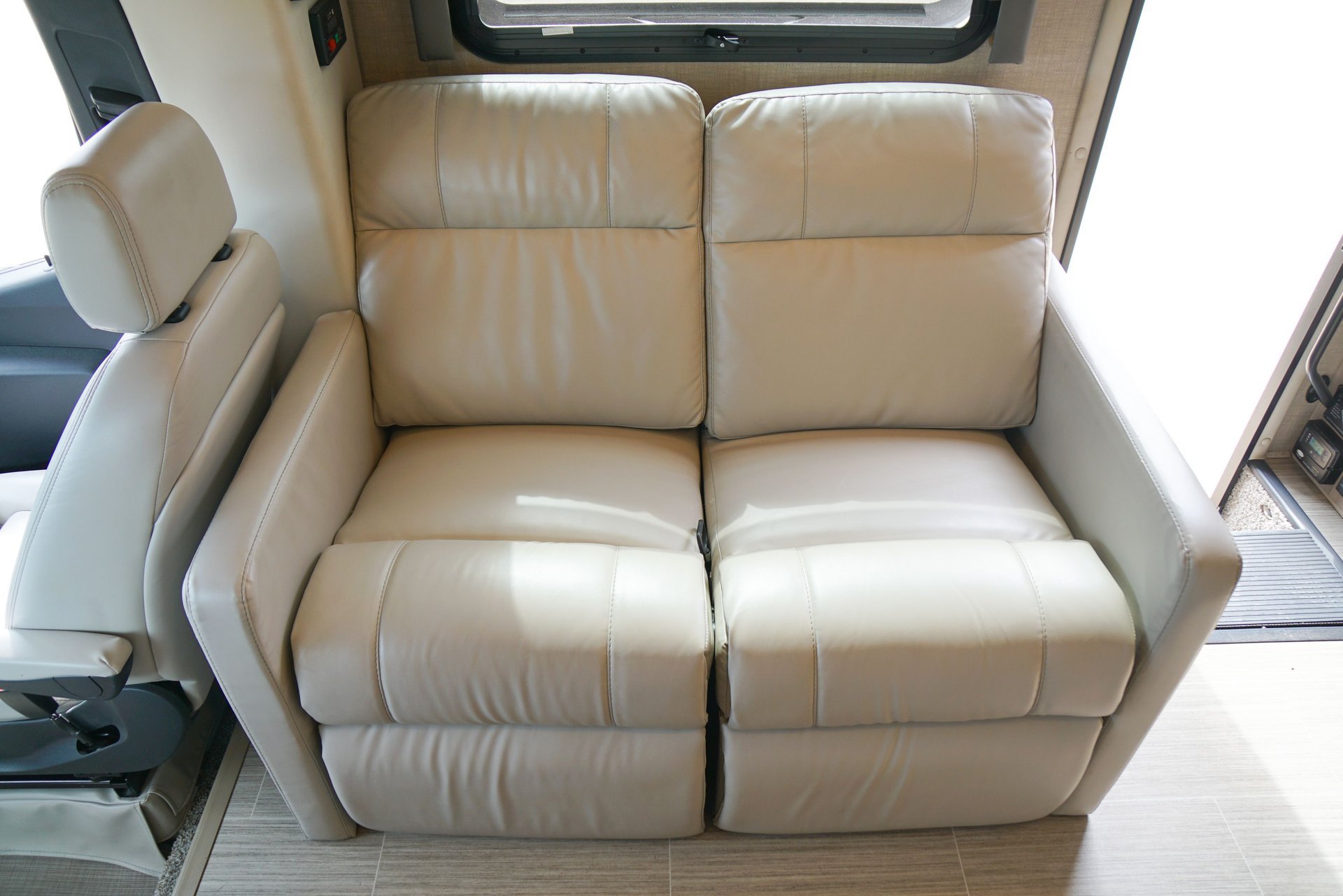 Used 2020 Mercedes-Benz Sprinter 3500 image 32