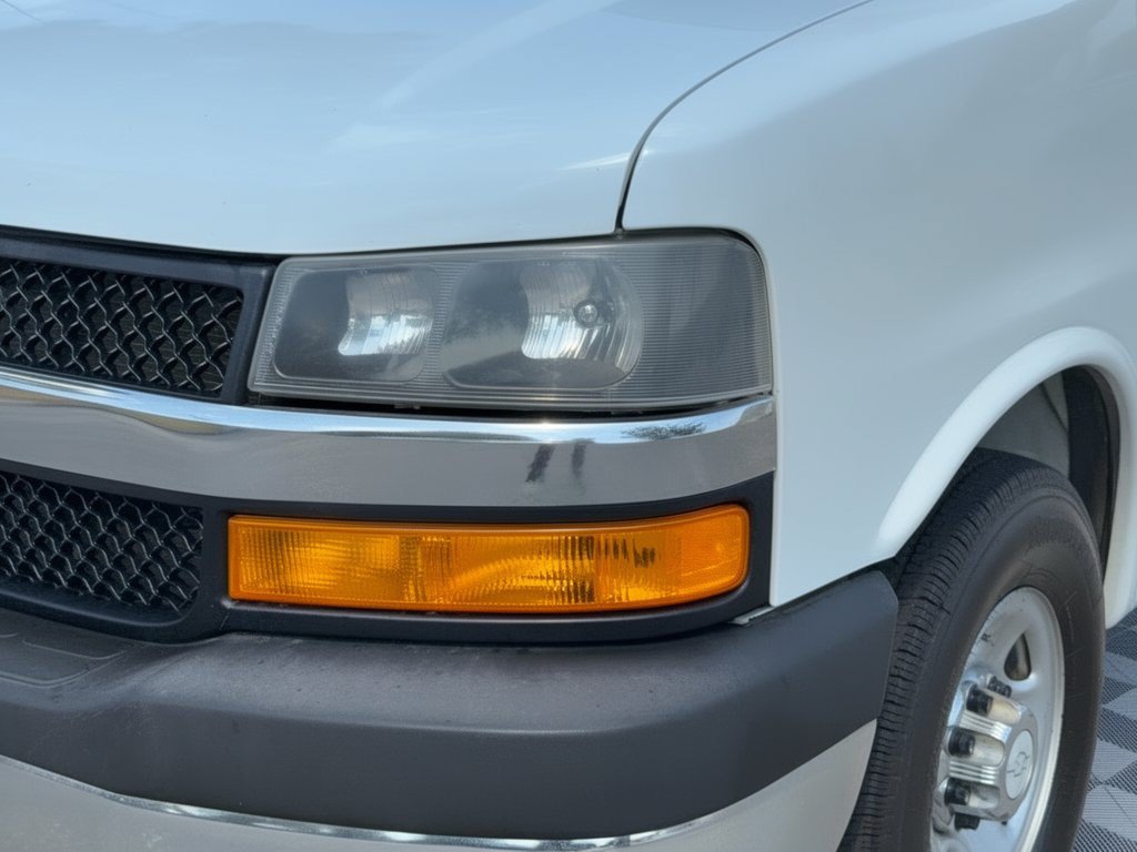 Certified 2019 Chevrolet Express 3500 LT w/ LT Preferred Equipment Group RWD image 12