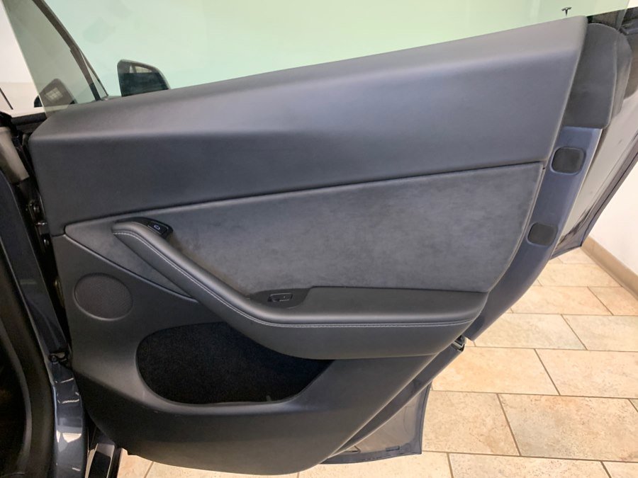 Used 2022 Tesla Model Y Performance AWD/4WD image 46