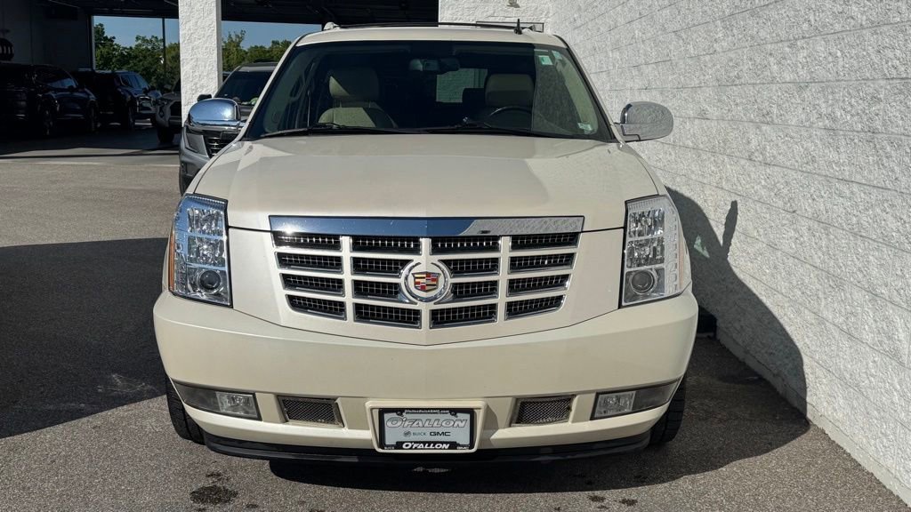 Used 2014 Cadillac Escalade ESV Luxury AWD/4WD image 4