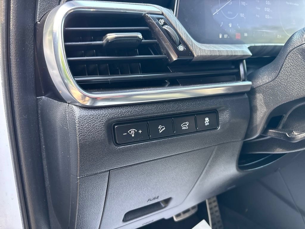 Used 2025 Kia Telluride SX Prestige AWD/4WD image 16