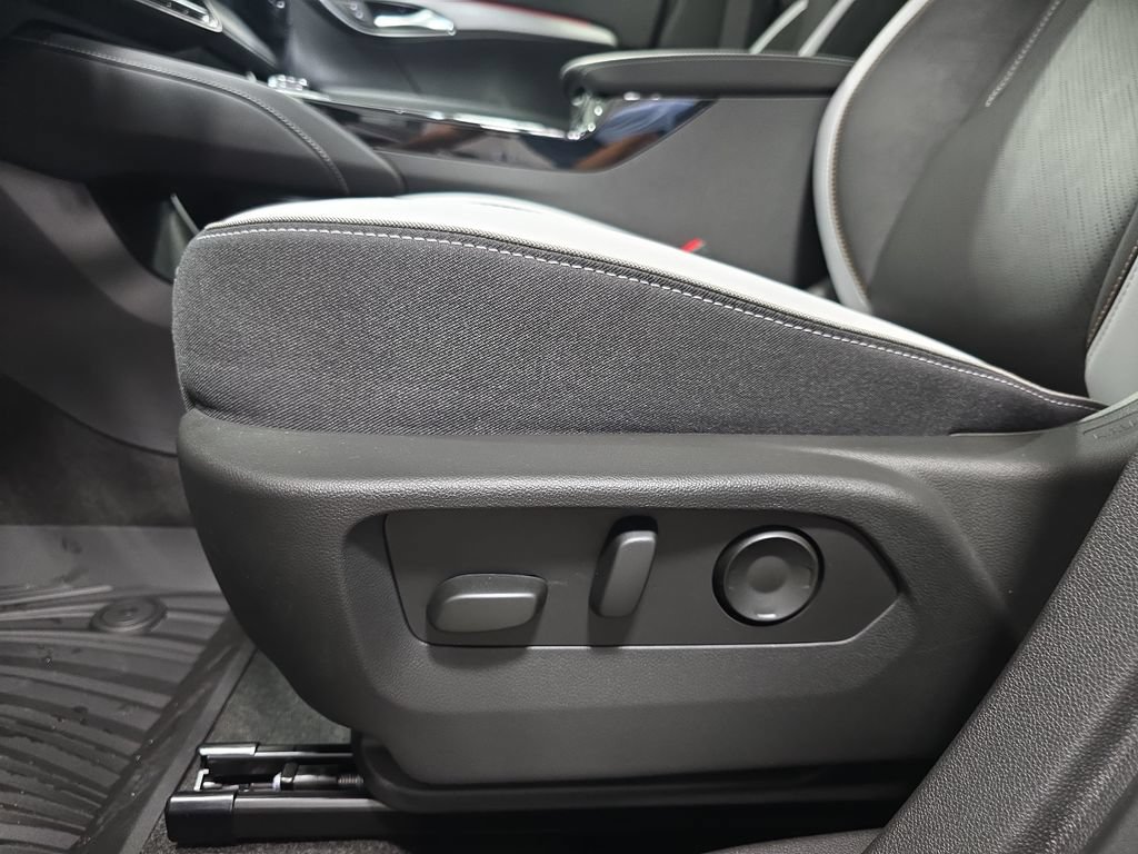 New 2026 Buick Envision Sport Touring AWD/4WD image 32