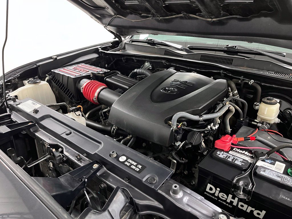 Used 2017 Toyota Tacoma TRD Sport w/ Tow Package (A/T) AWD/4WD image 61