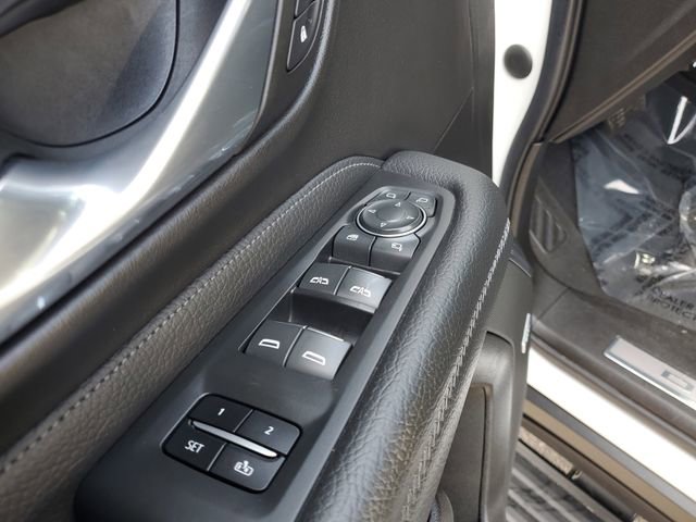 Used 2023 GMC Yukon XL Denali image 17