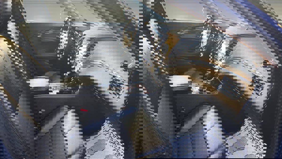 Used 2014 Chevrolet Impala LT w/ Convenience Package image 9