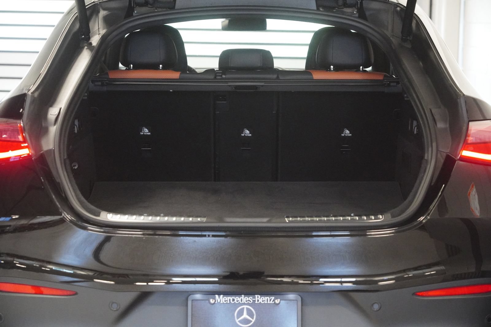 Certified 2024 Mercedes-Benz GLC 300 4MATIC image 33