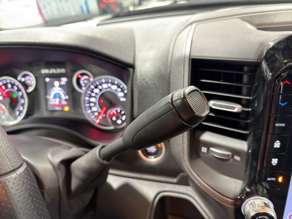 Used 2025 RAM 3500 Tradesman image 27