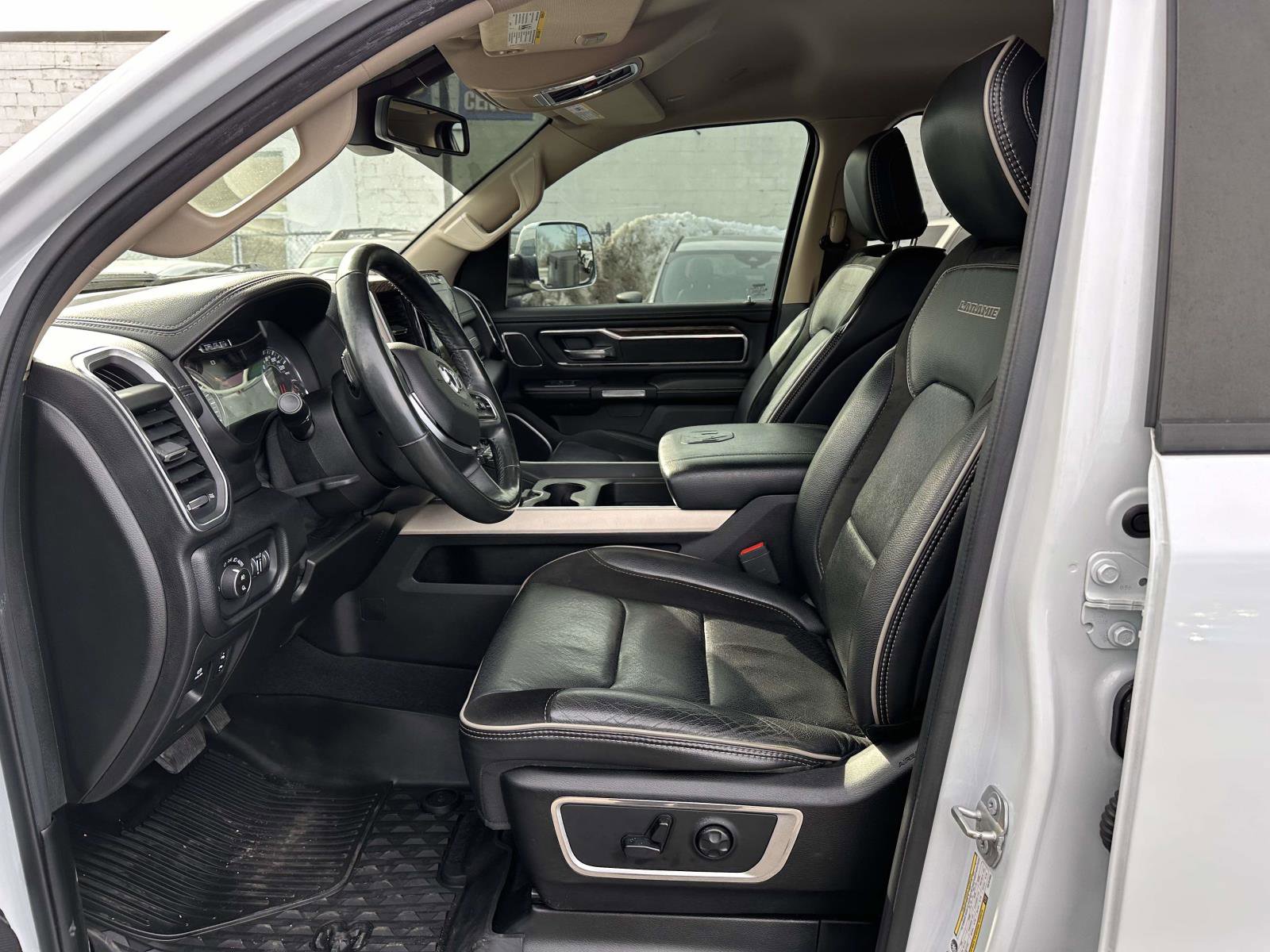 Used 2019 RAM 1500 Laramie image 13