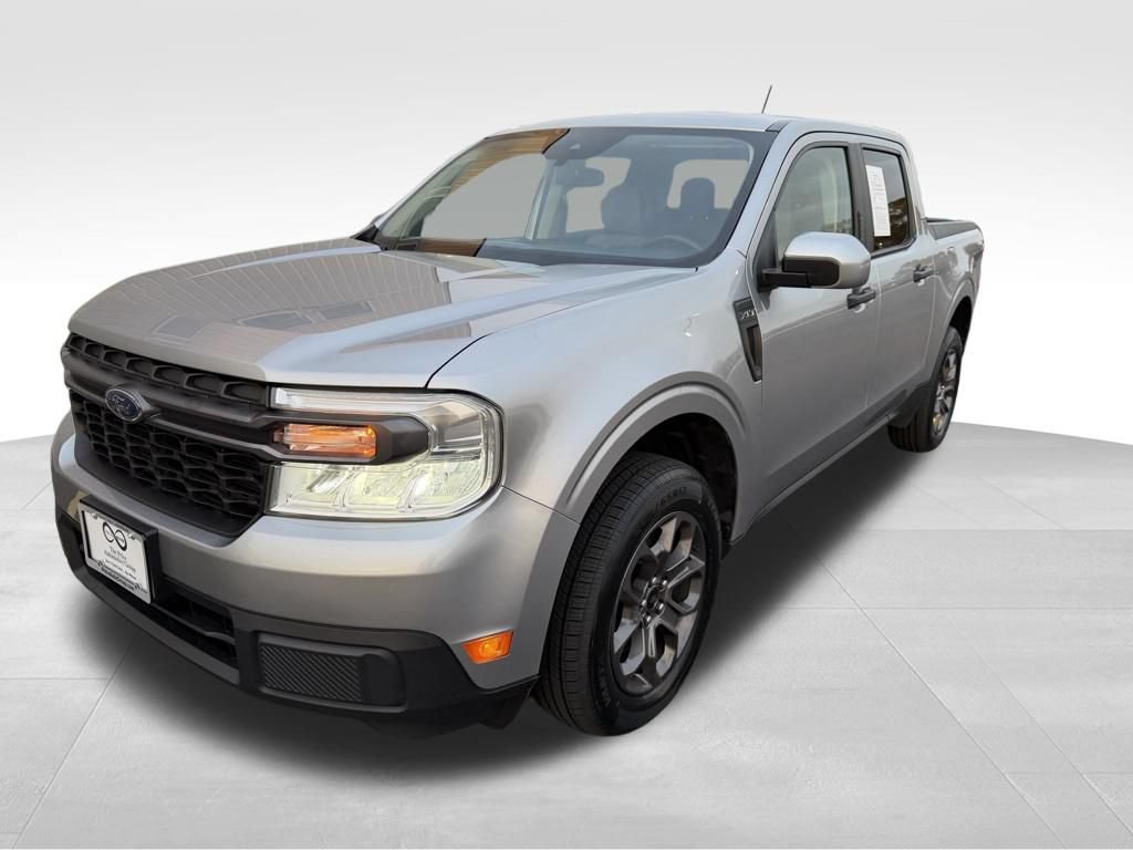 Used 2023 Ford Maverick XLT w/ Equipment Group 300A Standard AWD/4WD image 4