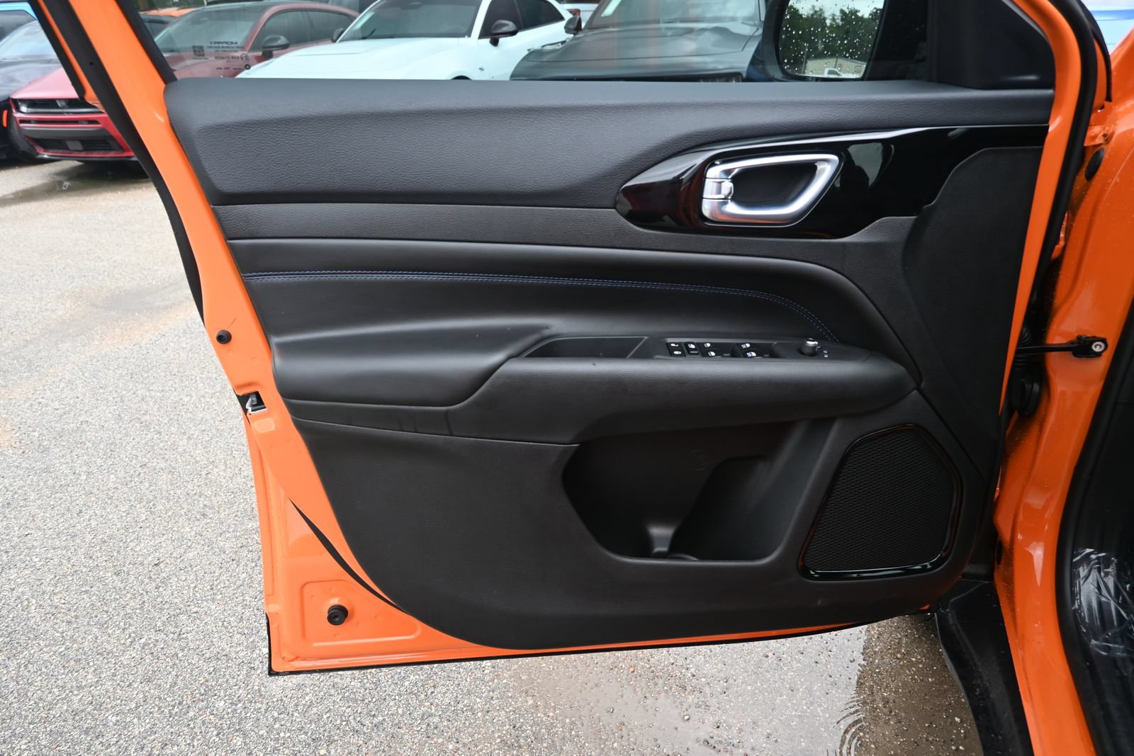 New 2026 Jeep Compass Latitude AWD/4WD image 7