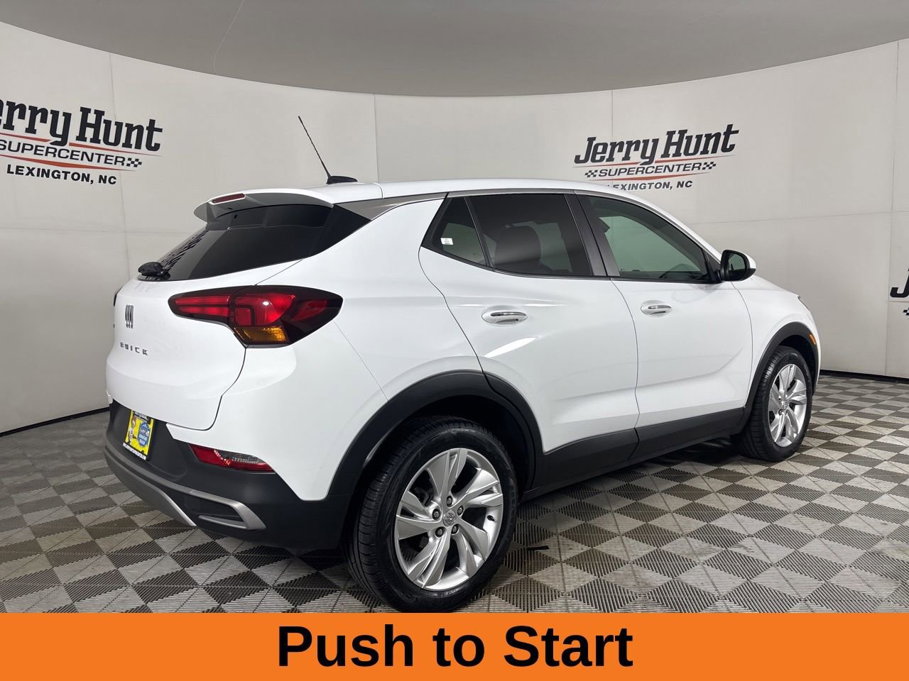 Used 2024 Buick Encore GX Preferred w/ Comfort Package FWD image 5