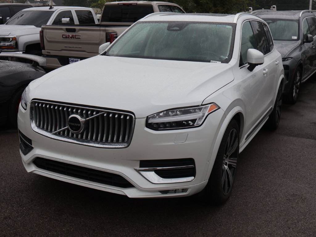 Used 2023 Volvo XC90 B6 Ultimate w/ Lounge Package AWD/4WD image 12